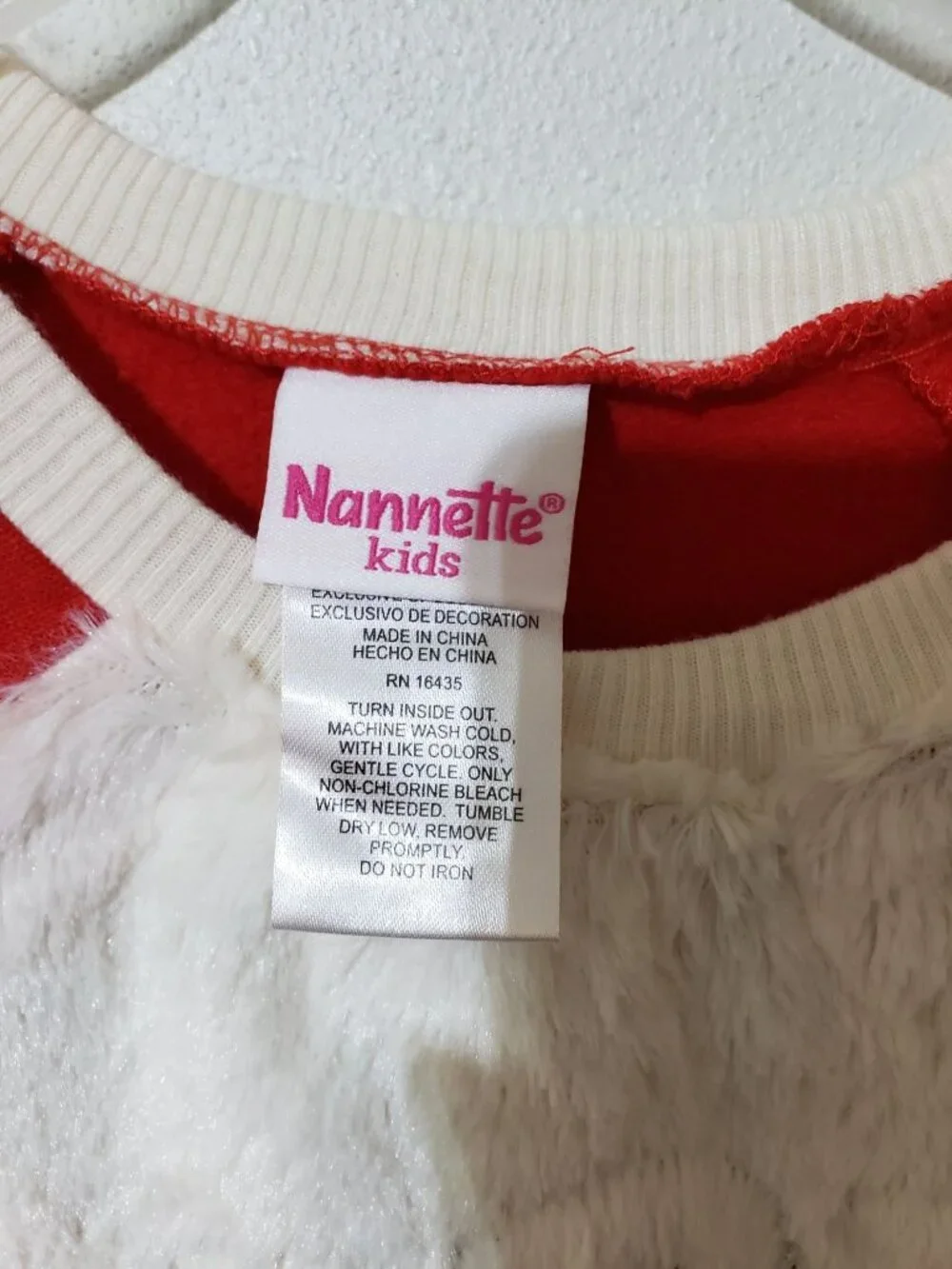 Nannette Kids santa sweatshirt, size 6X